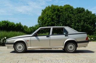 Alfa Romeo Ostatní modely 75 2.0 1989