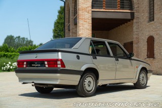 Alfa Romeo Ostatní modely 75 2.0 1989