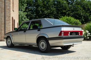 Alfa Romeo Ostatní modely 75 2.0 1989