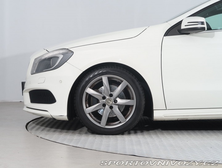Mercedes-Benz A A 200 2013