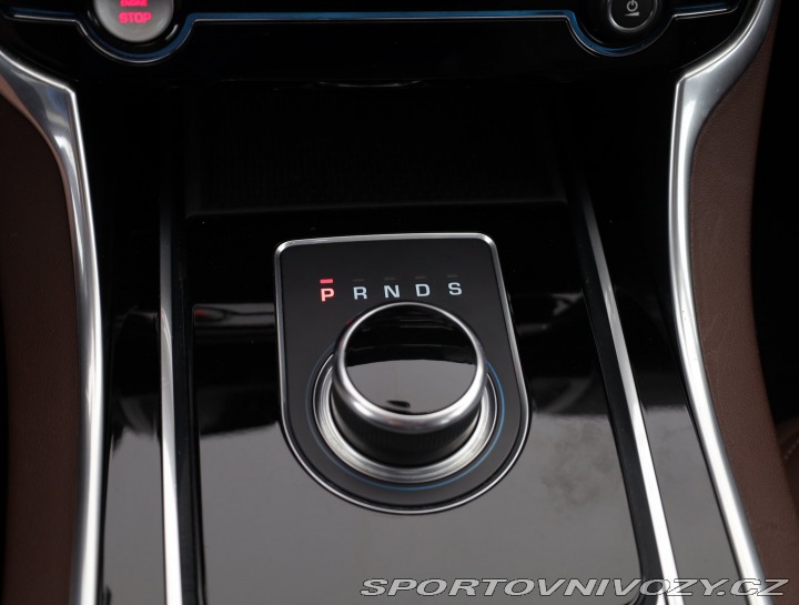 Jaguar XE E-Performance 2016