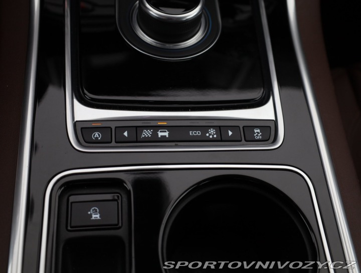 Jaguar XE E-Performance 2016