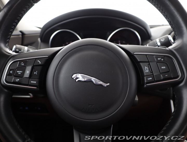Jaguar XE E-Performance 2016