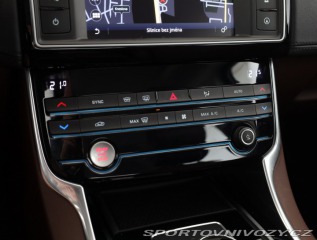Jaguar XE E-Performance 2016