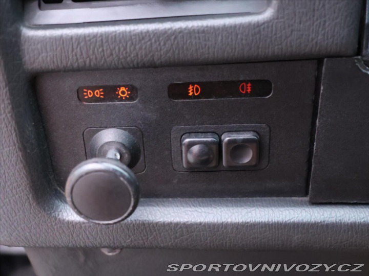 BMW 3 2,5 i 125kW Kůže 1986