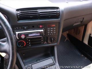 BMW 3 2,5 i 125kW Kůže 1986