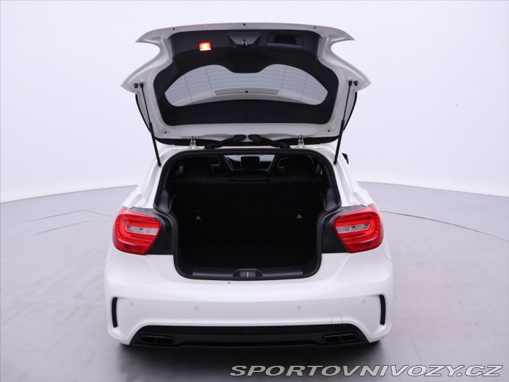 Mercedes-Benz A 2,0 45 AMG Turbo 265KW Au 2015