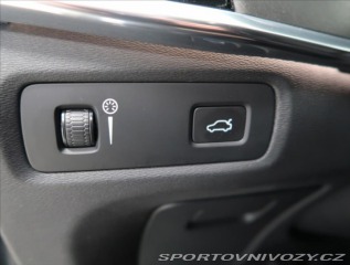 Volvo V90 2,0 D5 AWD AUT CROSS COUN 2019