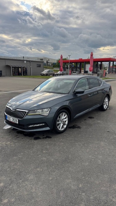 Škoda Superb 2,0   tdi 110kw DSG
