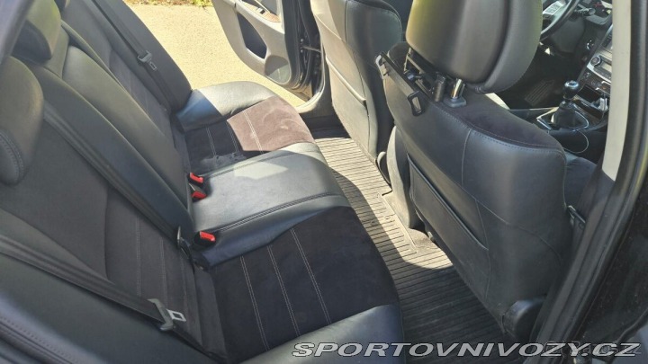 Toyota Ostatní modely Avensis 2,0 TDI nafta 2013