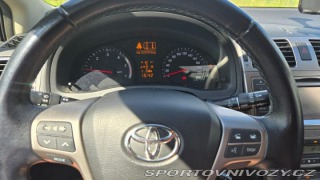 Toyota Ostatní modely Avensis 2,0 TDI nafta 2013