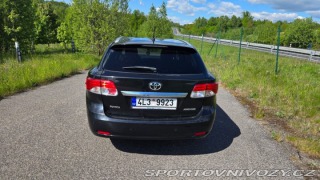Toyota Ostatní modely Avensis 2,0 TDI nafta 2013