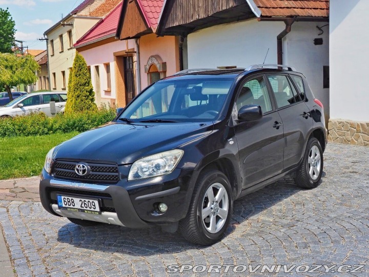 Toyota Ostatní modely RAV4 2,0 2007