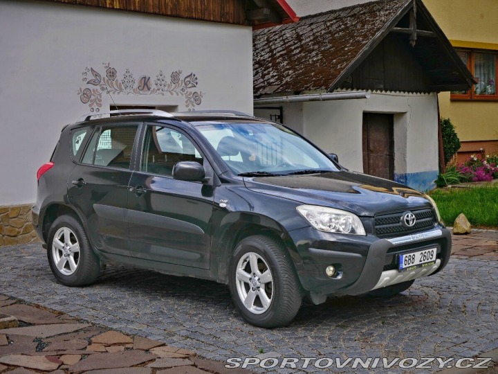 Toyota Ostatní modely RAV4 2,0 2007