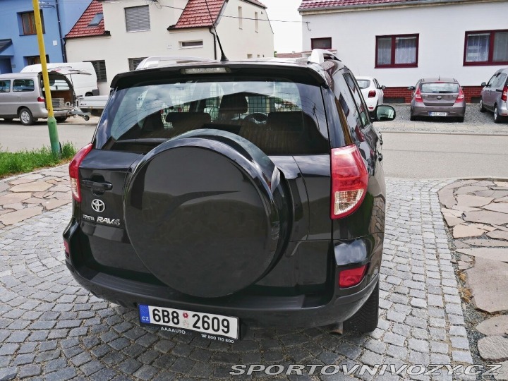 Toyota Ostatní modely RAV4 2,0 2007