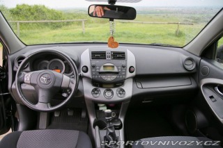 Toyota Ostatní modely RAV4 2,0 2007