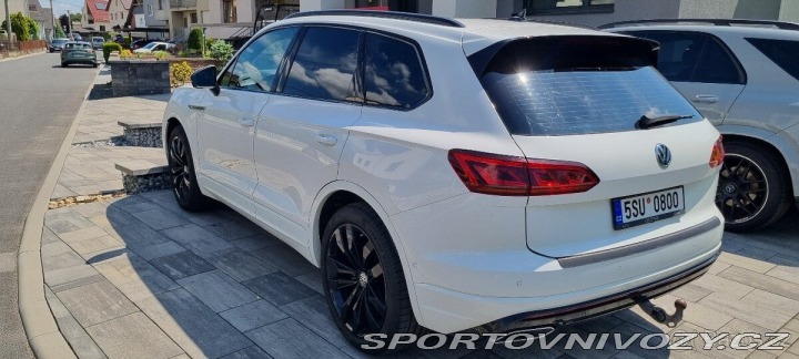 Volkswagen Ostatní modely Touareg 3,0 TDI R-Line 2019