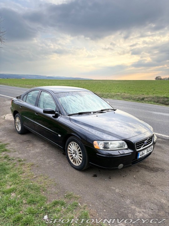 Volvo S60 2,5 T AWD, 154 kW, auto 2004