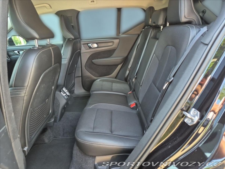 Volvo Ostatní modely XC40 2,0 T5 AWD AUTOMAT 182 kW 2019