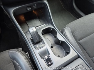 Volvo Ostatní modely XC40 2,0 T5 AWD AUTOMAT 182 kW 2019