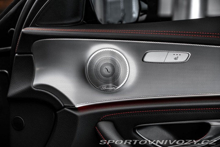 Mercedes-Benz E Burmester, AMG výfuk 2019