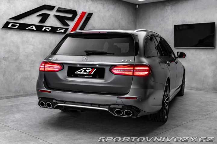 Mercedes-Benz E Burmester, AMG výfuk 2019