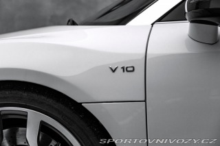 Audi R8 Akrapovič 2011