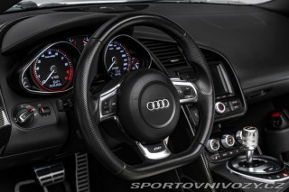 Audi R8 Akrapovič 2011