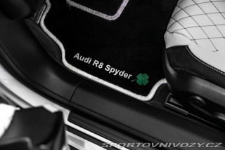 Audi R8 Akrapovič 2011