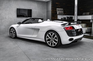 Audi R8 Akrapovič 2011