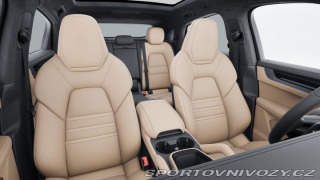 Porsche Cayenne S E-Hybrid Coupe 2025