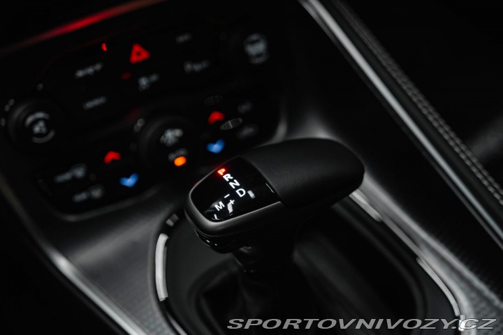 Dodge Challenger SRT HELLCAT 727 PS, PRVÝ 2017