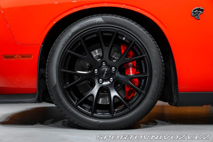 Dodge Challenger SRT HELLCAT 727 PS, PRVÝ 2017