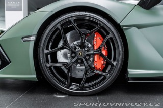 Lamborghini Revuelto Revuelto 2024