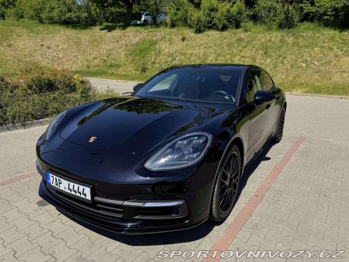Porsche Panamera 2019