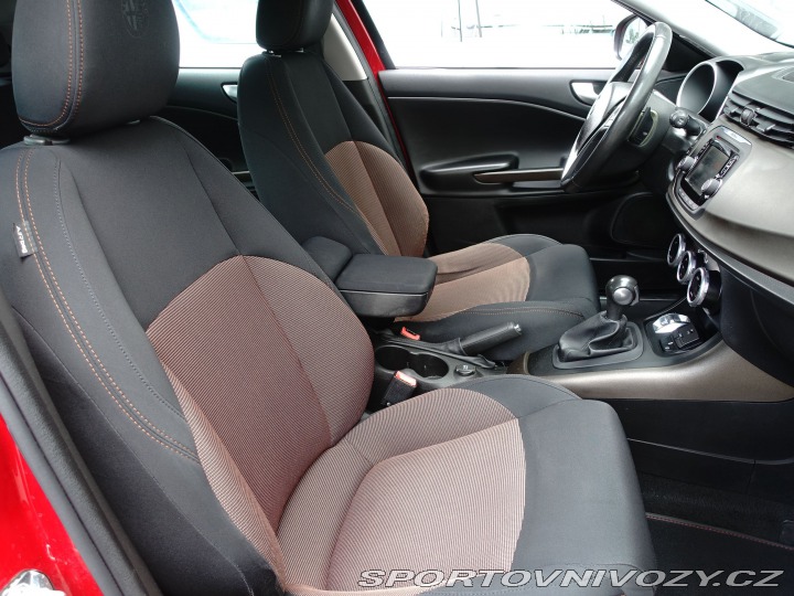 Alfa Romeo Giulietta 1.4 T MultiAir 2015