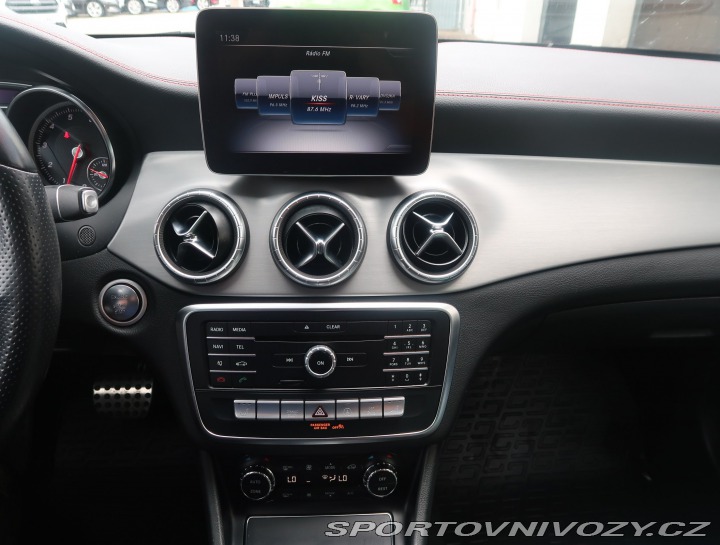 Mercedes-Benz CLA 200 2018