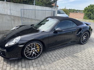 Porsche 911 Turbo S
