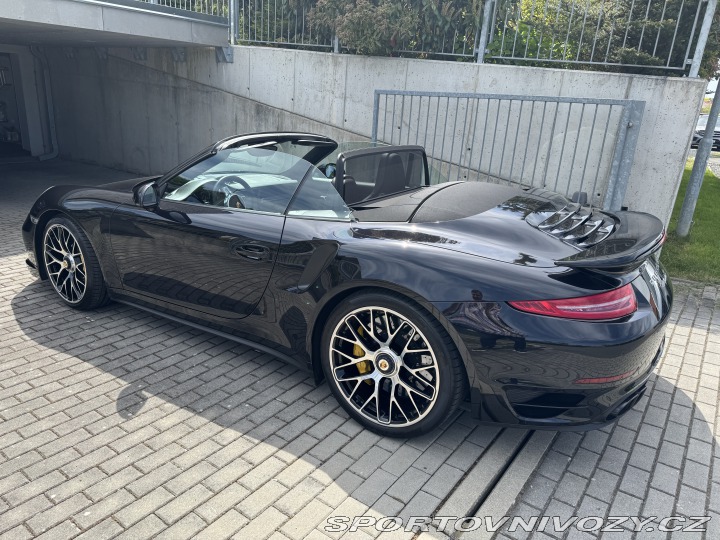 Porsche 911 Turbo S 2014