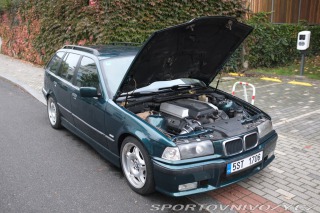 BMW 3 e36 s motorem V8 M62B44