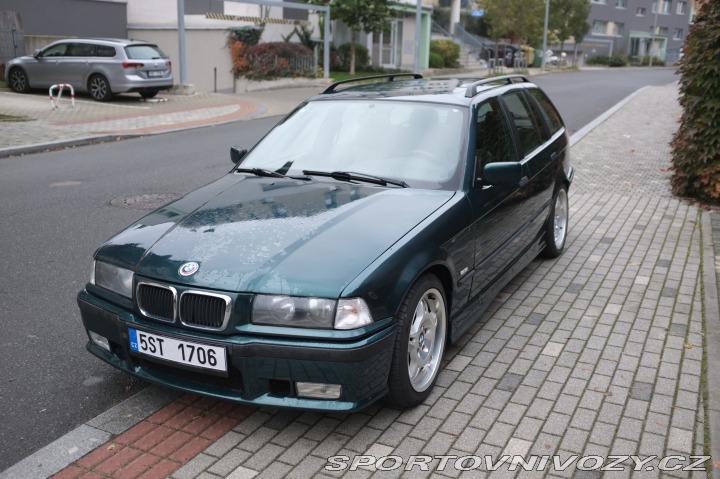 BMW 3 e36 s motorem V8 M62B44 1996