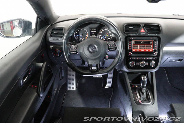 Volkswagen Scirocco R 2,0 TSI 195 kW DSG 2012
