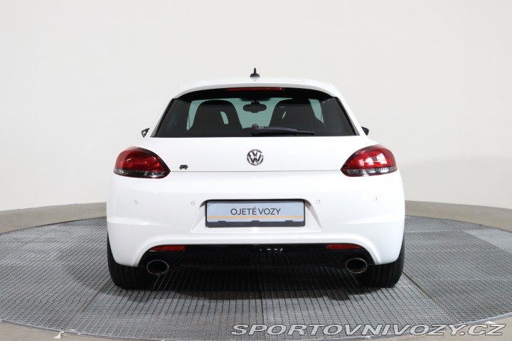 Volkswagen Scirocco R 2,0 TSI 195 kW DSG 2012