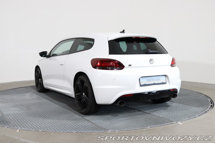 Volkswagen Scirocco R 2,0 TSI 195 kW DSG 2012