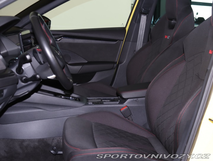 Škoda Octavia RS 2,0 TSI 180 kW DSG 2024