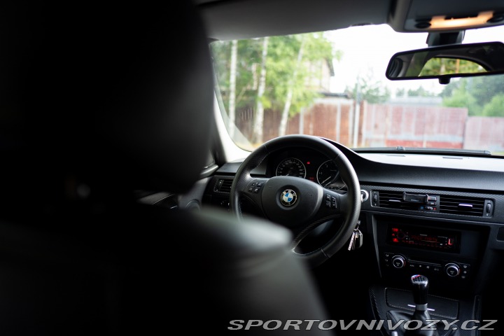 BMW 3  2006