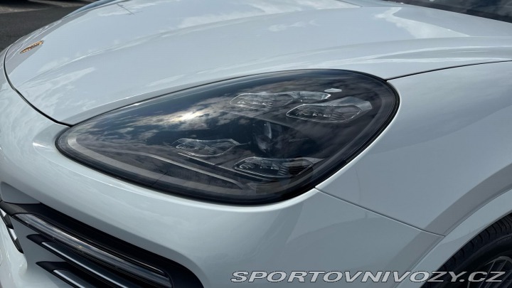 Porsche Cayenne 2022