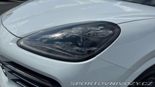Porsche Cayenne  2022