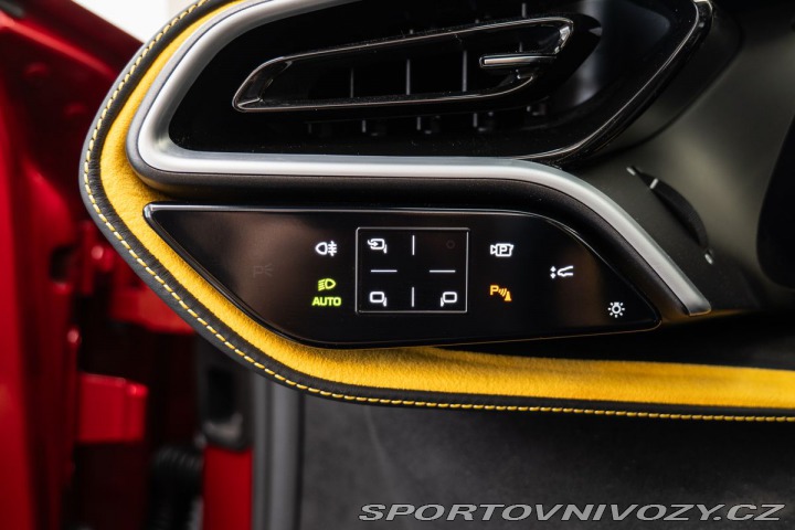 Ferrari 296 GTS 2025