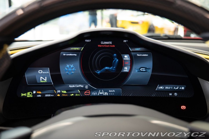 Ferrari 296 GTS 2025